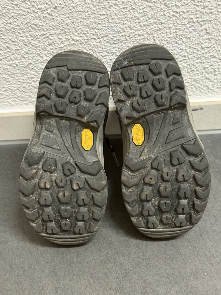 Lowa Chaussures hommes: Lowa Kinderwanderschuh, Grösse 27 – D'occasion à Kerns par ritardando 3