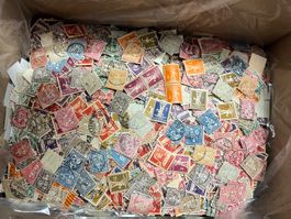 Briefmarken CH + ganze Welt. Ca.1kg.