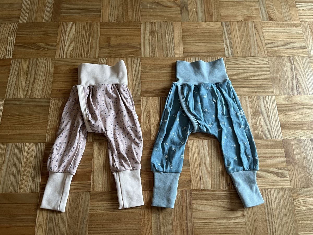 Pantaloni: 2 Splitpants/ Windelfreihosen Gr. 50/56 – Nuovo (secondo la descrizione) da Erlinsbach venduto da isa_z2yb 1