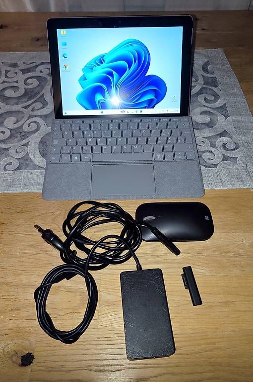 Tablet PC: Microsoft Surface Go 2  wie neu – Usato da Bern venduto da vin_26rr
