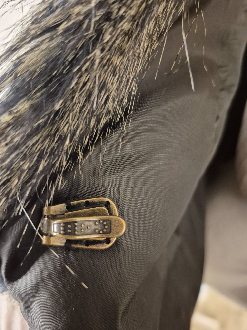 H&M Gilet & Giacche senza maniche: Kunstfellweste, Grösse M, H&M – Usato da La Neuveville venduto da Vestiaire_2011 2