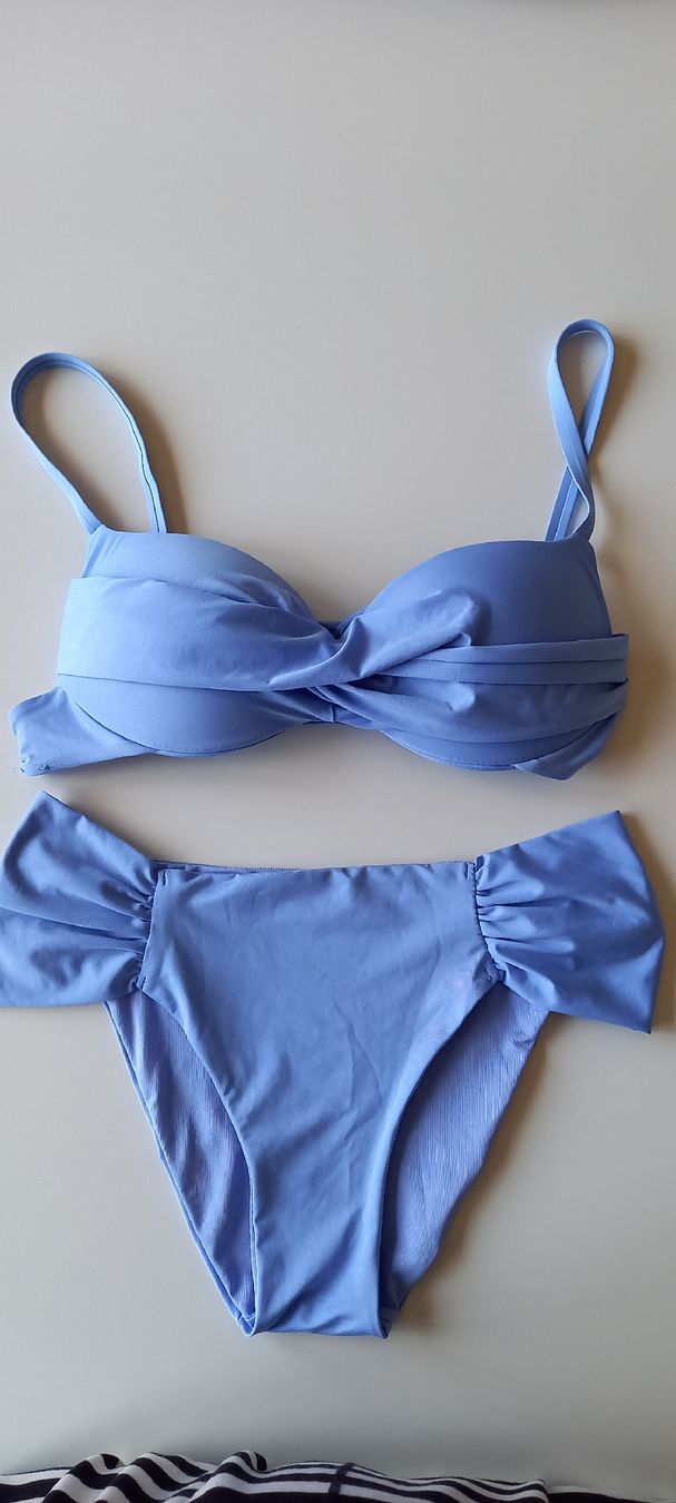 Calzedonia Costumi da bagno & Bikini: Calzedonia bikini never worn – Nuovo (secondo la descrizione) da Genève venduto da sta_rq2b 1