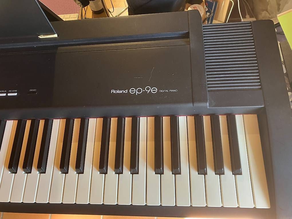 Strumenti musicali: Roland ep-9e Digitalpiano – Usato da Burgdorf venduto da bretten 1