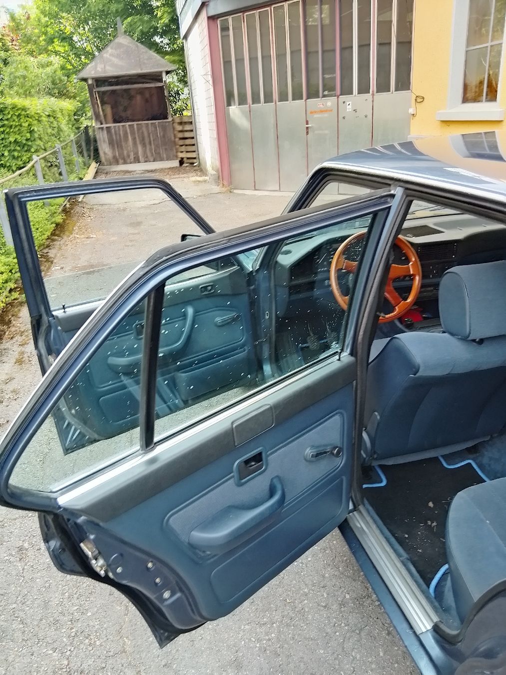 BMW Automobili: Bmw E 28 520i – Usato da Altstätten SG venduto da luc_lw2z 7
