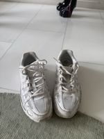 Nike Unisex Turnschuhe weiss Grösse 40 guter Zustand