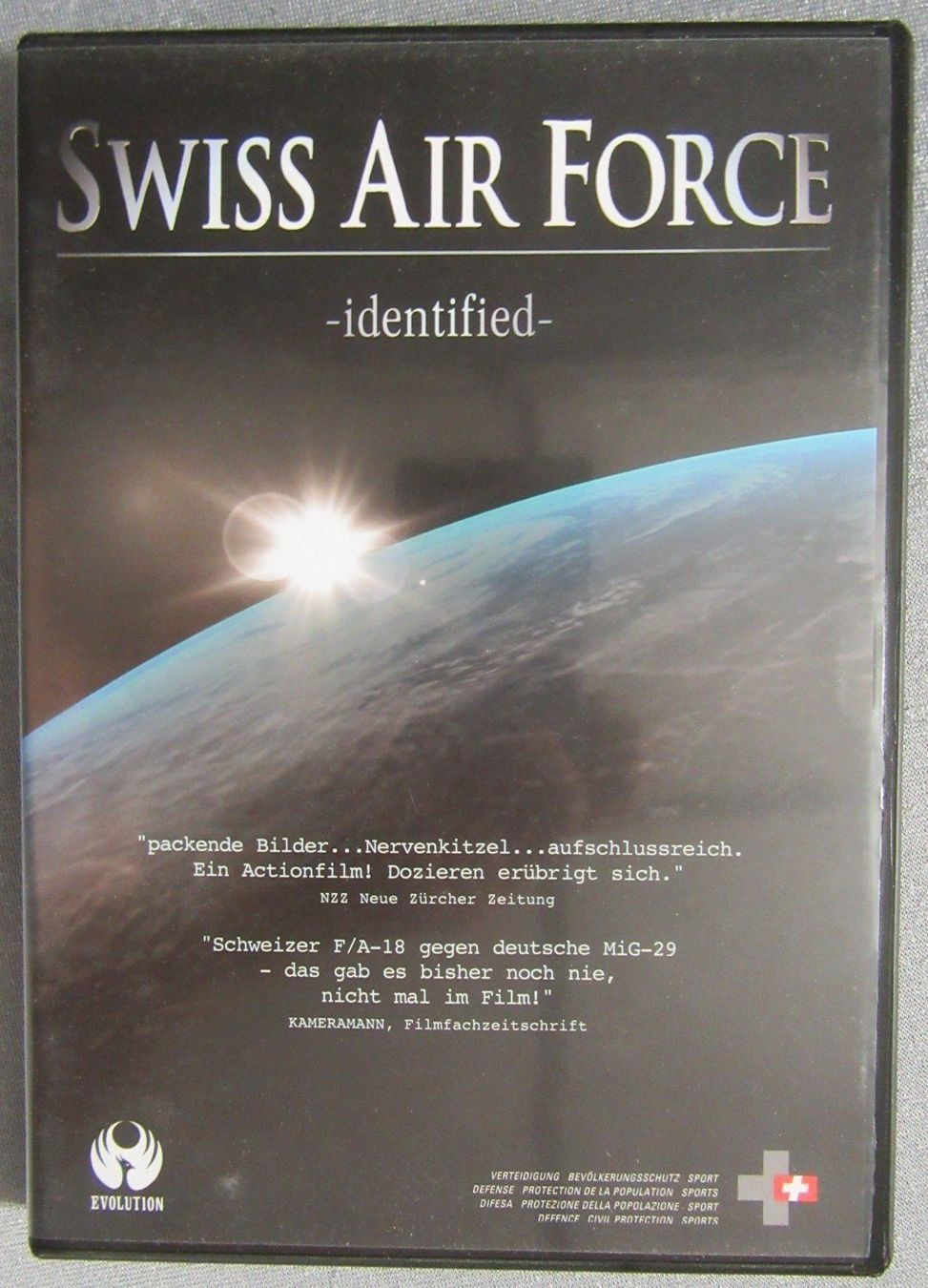 Alle DVDs: Swiss Air Force - Identified, DVD vergriffen – Gebraucht aus Sessa von fraenklishop