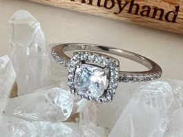 Silberring 925 mit funkelndem Zirkonia im Halo-Design Gr.53