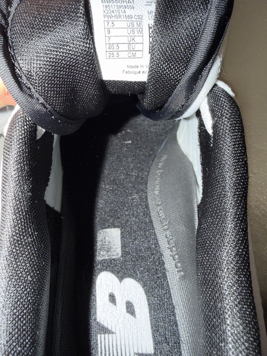 New Balance Herrenschuhe: New Balance 550 Schuhe – Gebraucht aus Zollikofen von nina_7njp 2