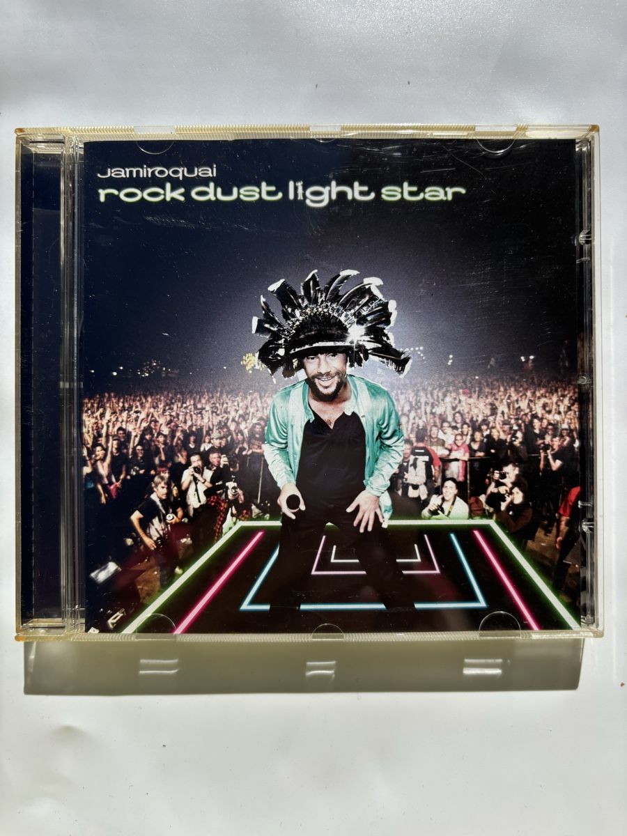 CD: CD Jamiroquai "Rock Dust Light Star" – Usato da Corin-de-la-Crête venduto da Iggyjones