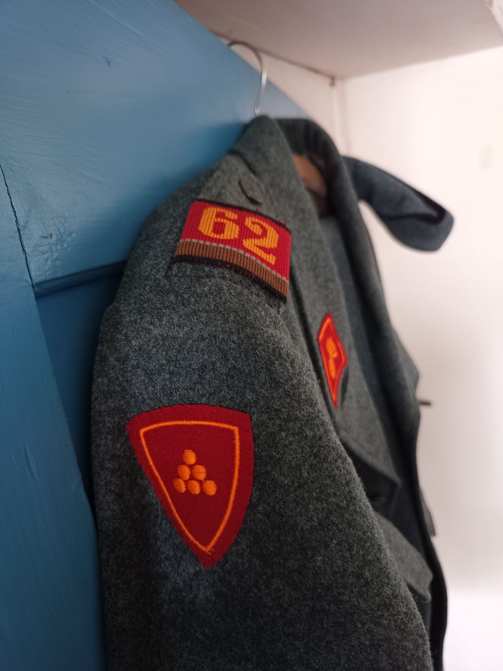 Schweizer Armee Uniformi: Schweizer Militär Militäruniform Uniform – Usato da Oberegg venduto da A-Z.Handel.Loehrer 4