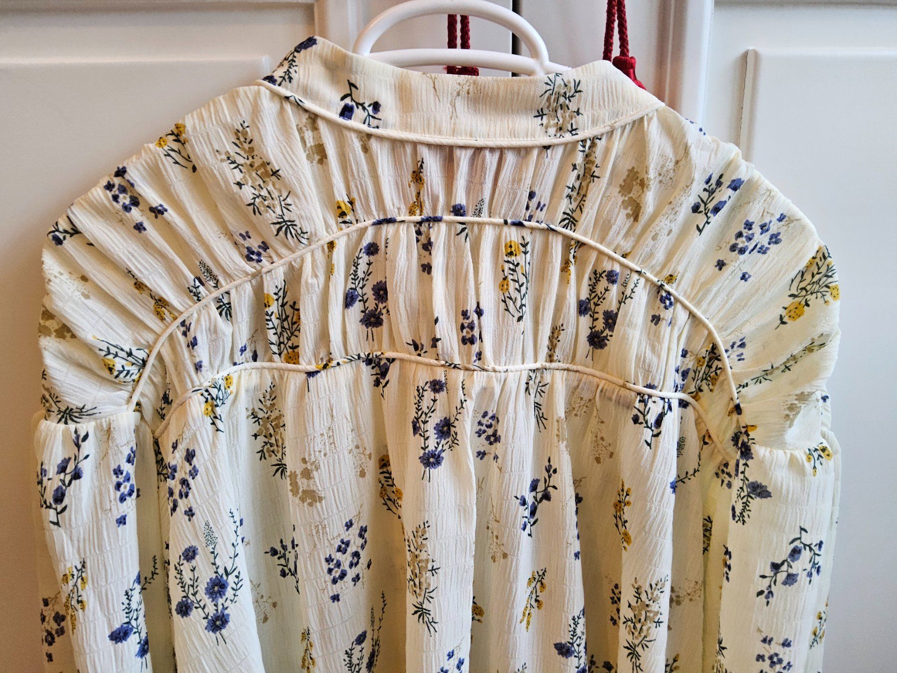 Ba&Sh Camicette: Bash Paris Bluse, Weiss/Blumig, Grösse 0,  oversized, Neu 44 – Usato da Zürich venduto da gutsan 5