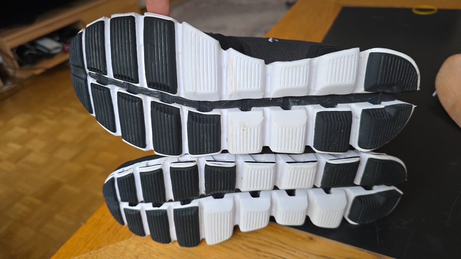 On Herrenschuhe: ON schuhe .  EU 38 – Gebraucht aus Wallisellen von theblacksheep 1