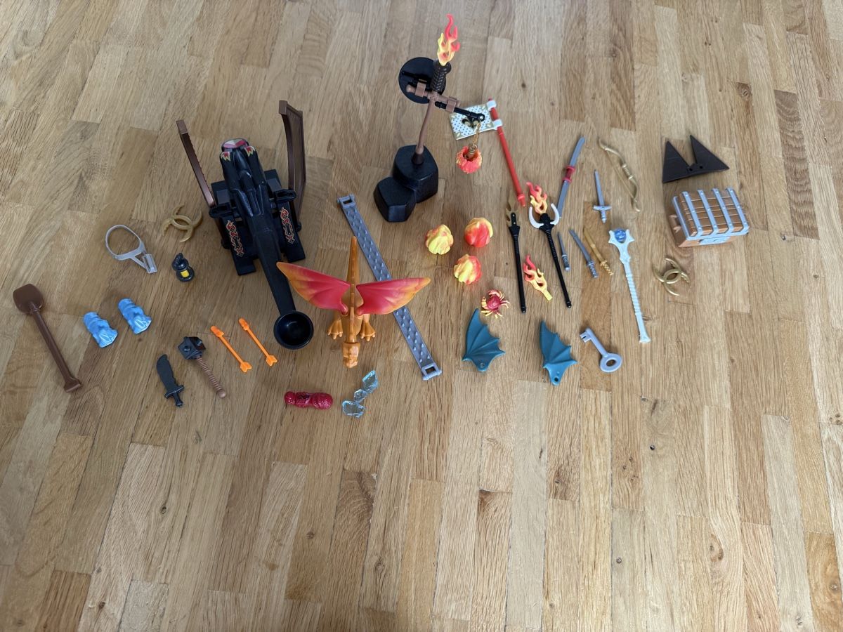 Playmobil Giocattoli: Playmobil Bundle - Accessories, Figures, Sets & More! – Usato da Zürich venduto da Sven1968 1