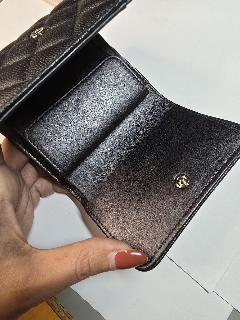 Chanel Portafogli: Chanel Etui – Nuovo (secondo la descrizione) da Weiach venduto da Jessicago 6