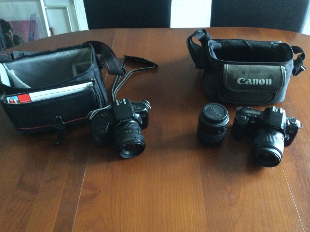 CANON EOS 500 avec Tamron 28-200,sacoche et flash EUR 22,00 - FR