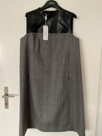 AKRIS Punto Wolle Kleid Gr 40 NEU Kaufetikette NP 999