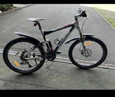 Mountainbike Wheeler Ramp Fully gefedert silber schwarz
