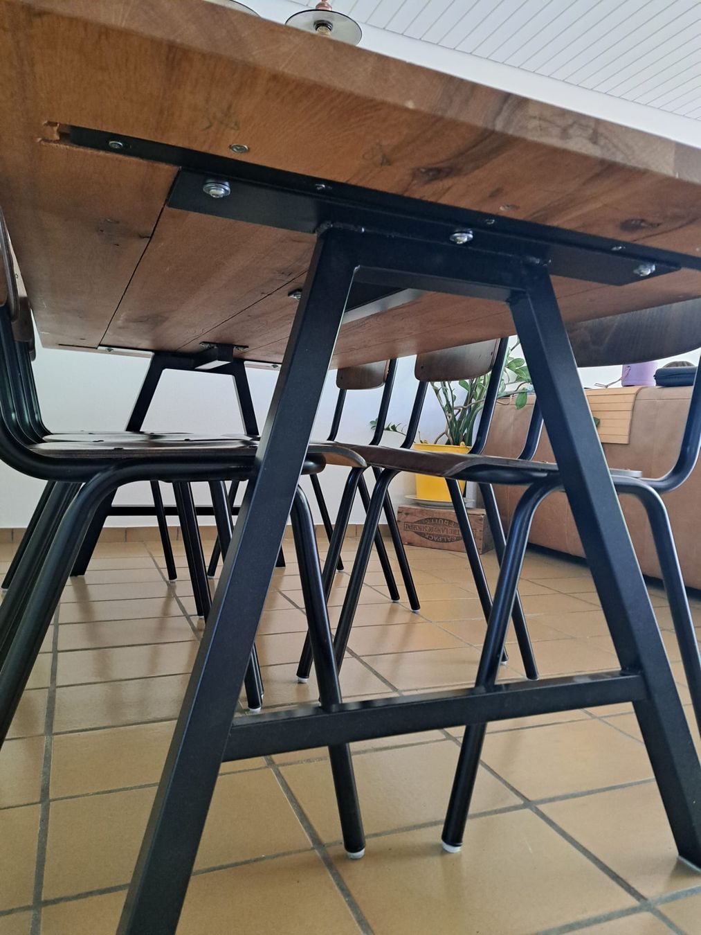 Tische: Esstisch Eiche 2m x1m – Gebraucht aus Itingen von Lillymili 1