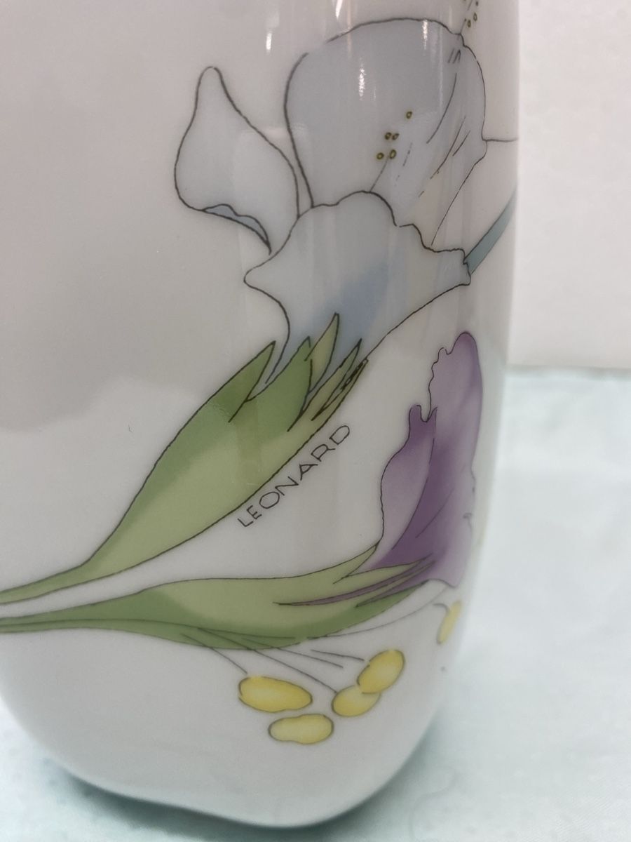 Vasi & Recipienti: Schöne Leonardo Vase mit Frühlingsblumen-Motiv - – Usato da sursee venduto da trilli-tralli 2