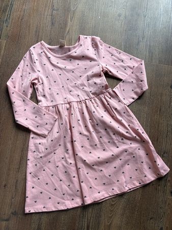 Schönes Kleid Gr. 116, Neu
