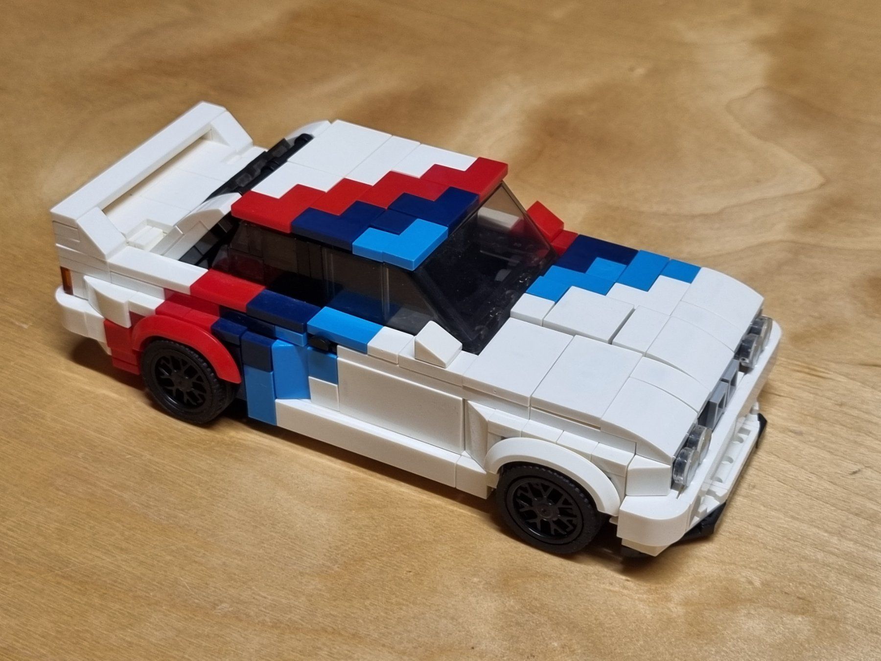 Kit di costruzioni: BMW M3 E30 MOC – Usato da Basadingen venduto da tot_59zf 1
