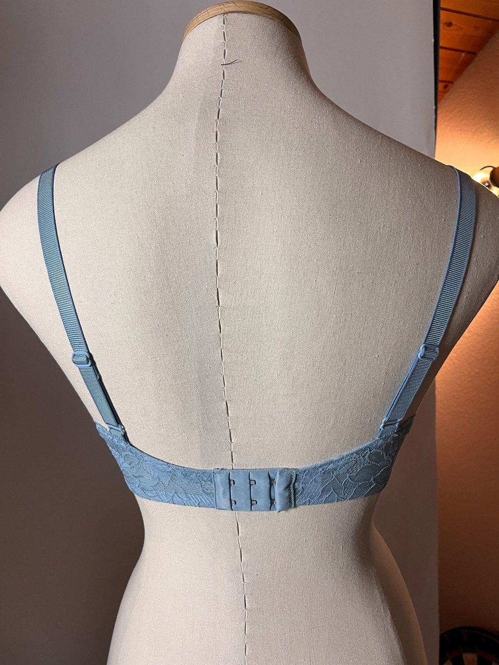 Triumph Altra biancheria intima: TRIUMPH, Bügel-BH AMOURETTE CHARM, Grösse 70E, Hellblau – Nuovo e nell'imballaggio originale da Rudolfstetten venduto da gst_g7xl 4