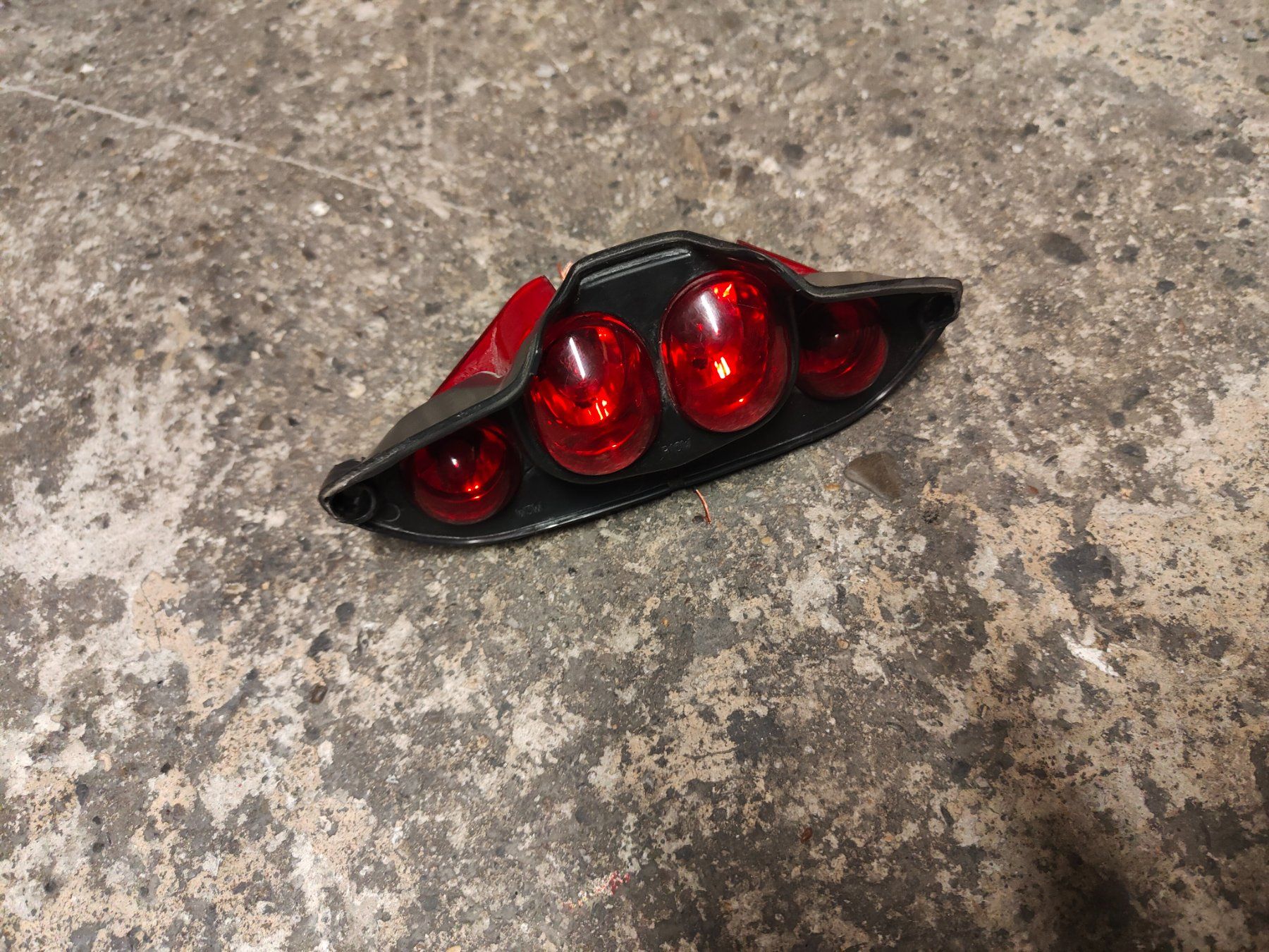 Gilera Tutti i ricambio per moto: Gilera DNA 50     Rücklicht – Usato da Rorschach venduto da Aqua04