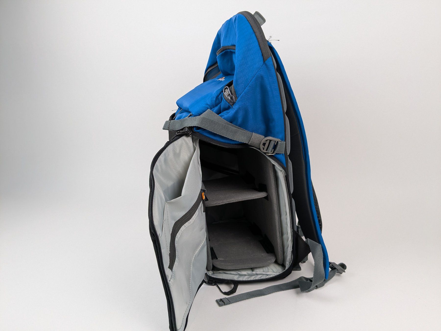 Lowepro Zaini: LOWEPRO Kamerarucksack BP 300AW – Nuovo (secondo la descrizione) da Dintikon venduto da Restwert_Dintikon 2