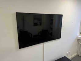 Smart-TV Fernseher FRAME 4K QLED von Samsung neuwertig