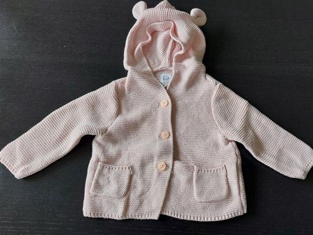 Gestrickte Jacke mit Ohren von GAP für Baby 6-12 Monate
