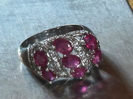 Silberring mit Rubin und Zirkonia (59)