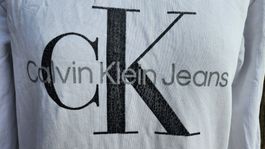 Pull blanc CK, taille M, coton 100%