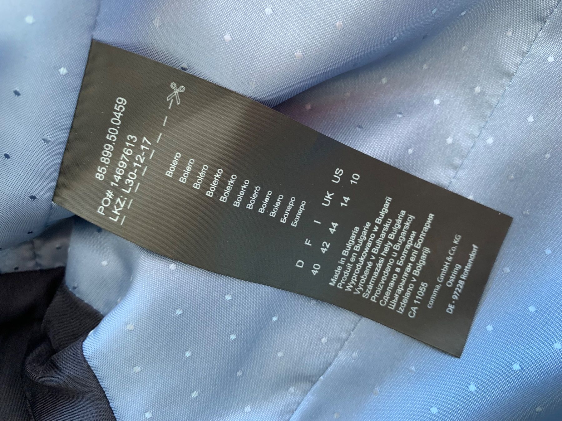 Comma Bolero: COMMA edler dunkelblauer Bolero Blazer Gr. 40 – Nuovo (secondo la descrizione) da Meiringen venduto da Sheyene 3