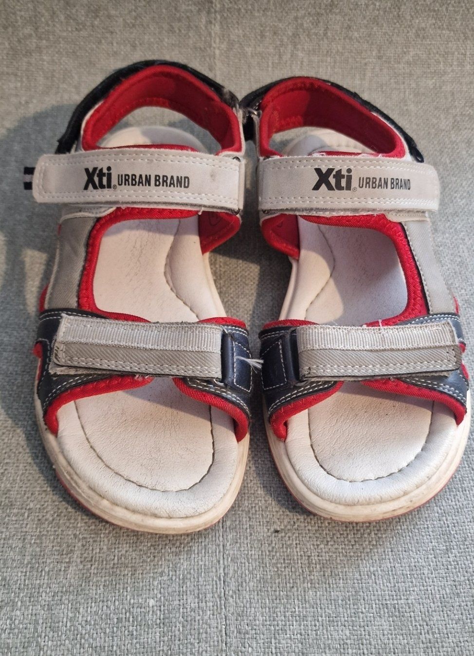 Chaussures garçon: Sandalen 33 – D'occasion à Schüpfen par ann_9zfs
