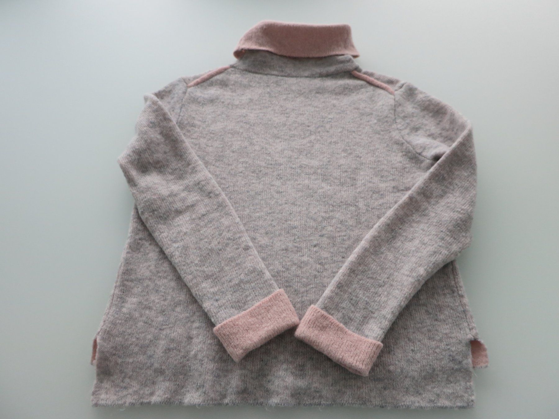 Esprit Maglioni & Felpe: Esprit Pullover Rollkragen hellgrau/rosa – Usato da Wisen SO venduto da Ihunter 5