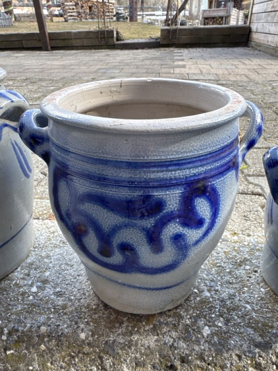 Pots de fleurs: Töpfe – D'occasion à Matten(St.Stephan) par ren_r8tw 2
