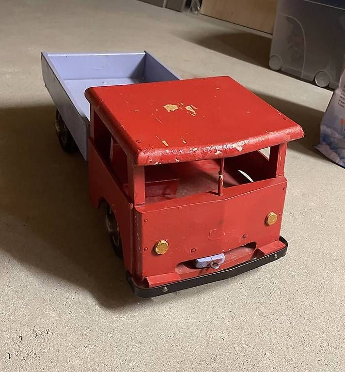 Giocattoli: Camion en bois ancien – Usato da Crissier venduto da Joelmessa2 1