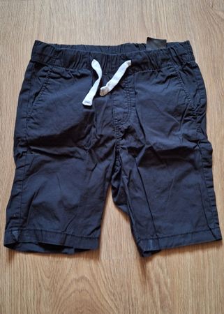 Kurze Hose dunkelblau Grösse 116 guter Zustand
