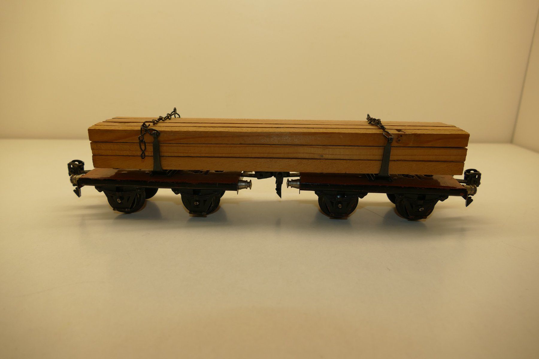 Märklin Trains électriques: Märklin 0: Holztransporter 2-teilig – D'occasion à Niederhasli par rail-duerst 2