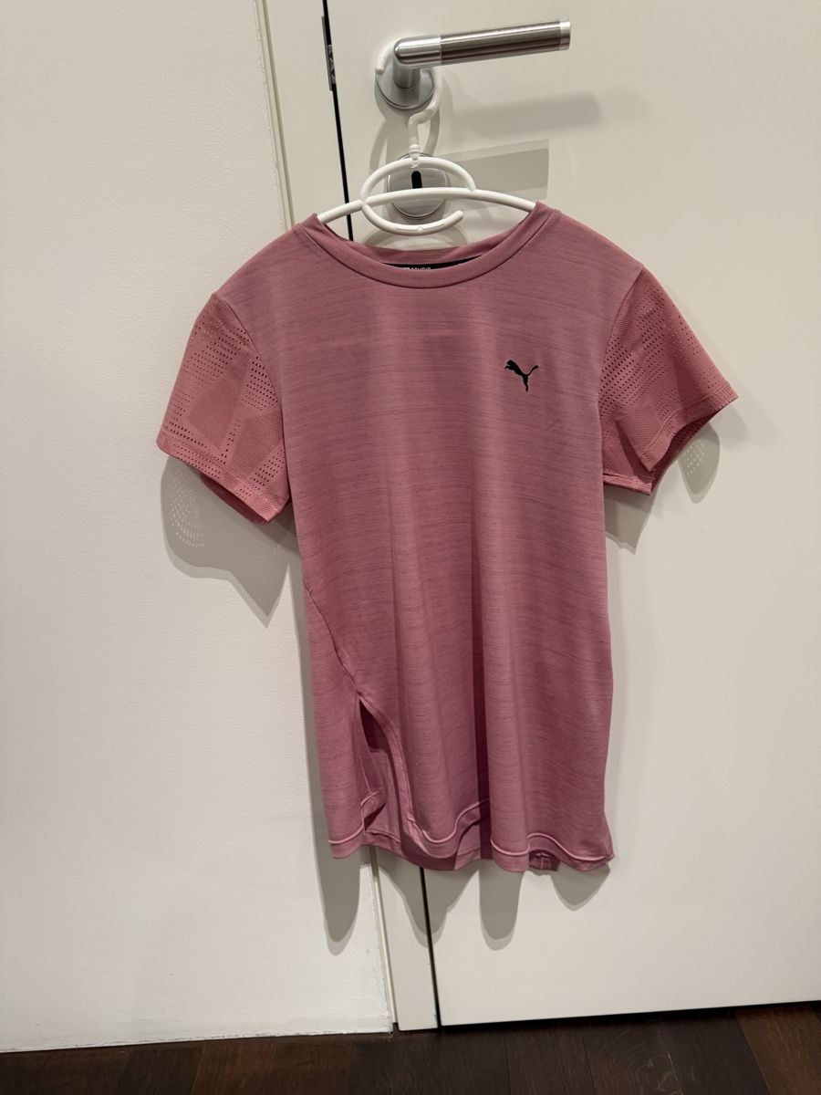 Puma T-shirt: Puma Studio T-Shirt Gr. XS – Nuovo (secondo la descrizione) da Balzers venduto da Lissi57