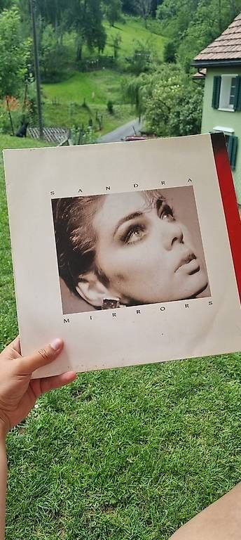 Dischi in vinile: Sandra  Mirrors (LP) – Usato da St. Gallen venduto da chr_72ml
