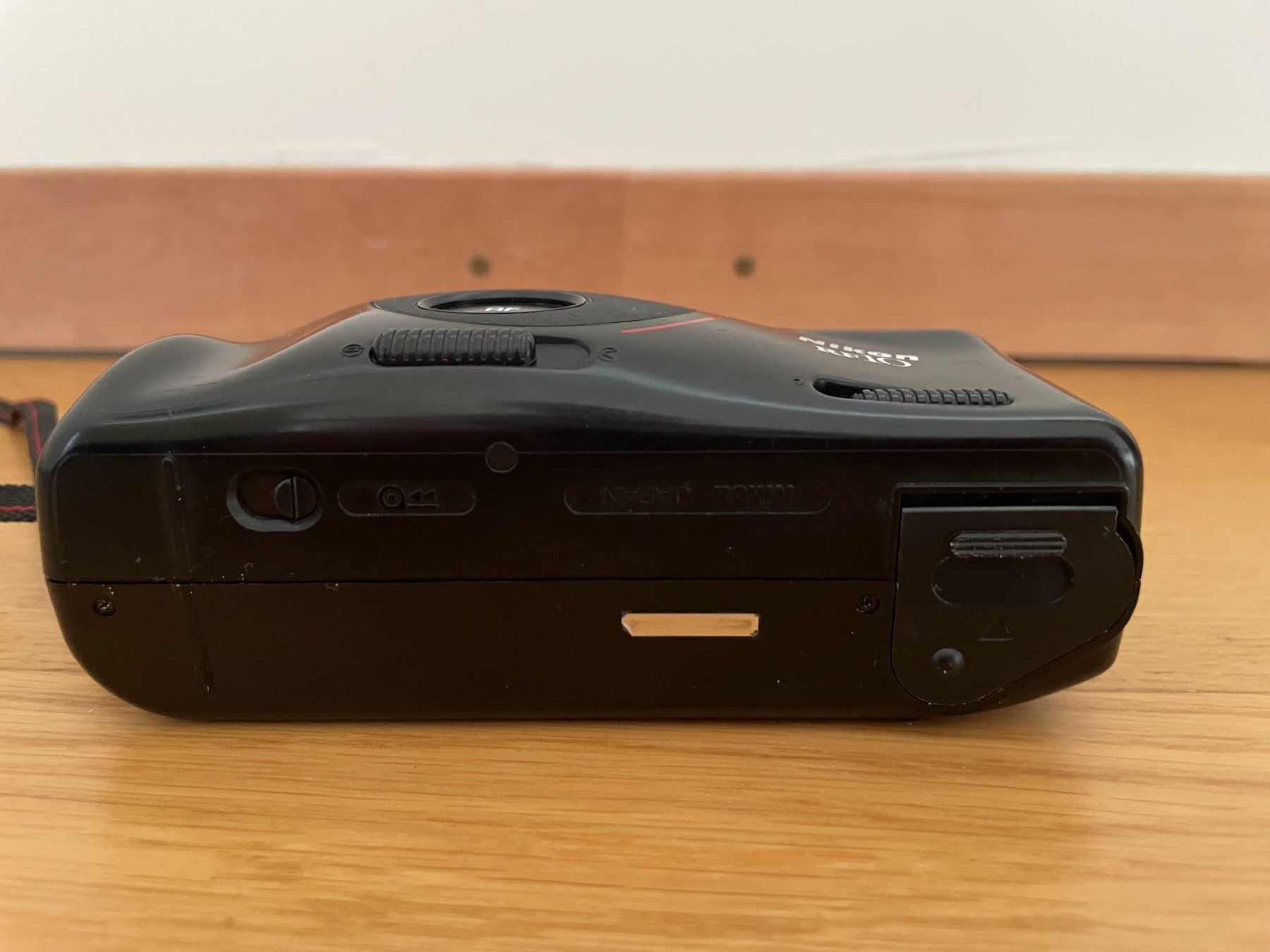 Nikon Kamera: Nikon RF10 – Defekt aus Petit Lancy von gil_hr6v 6