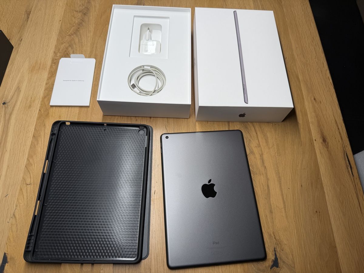 Apple Tablet PC: iPad WiFi 32 GB – Gebraucht aus Grosswangen von winkelfeld