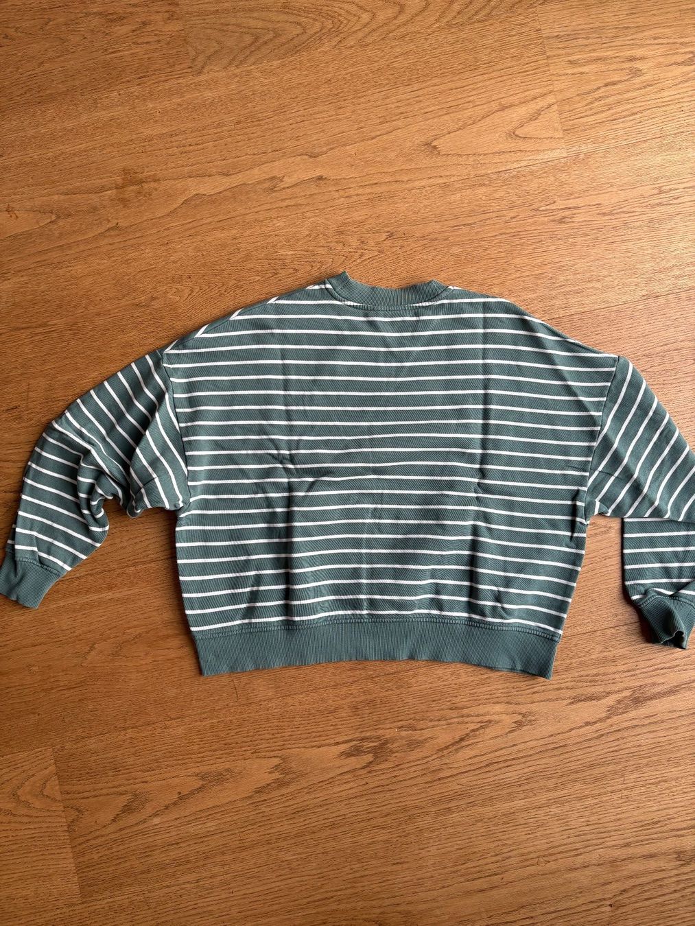 Lotti di vestiti: legere Pullover/Zipjäckchen, Grösse S, Pull&Bear/only/Esprit – Usato da Solothurn venduto da 07mika07 4