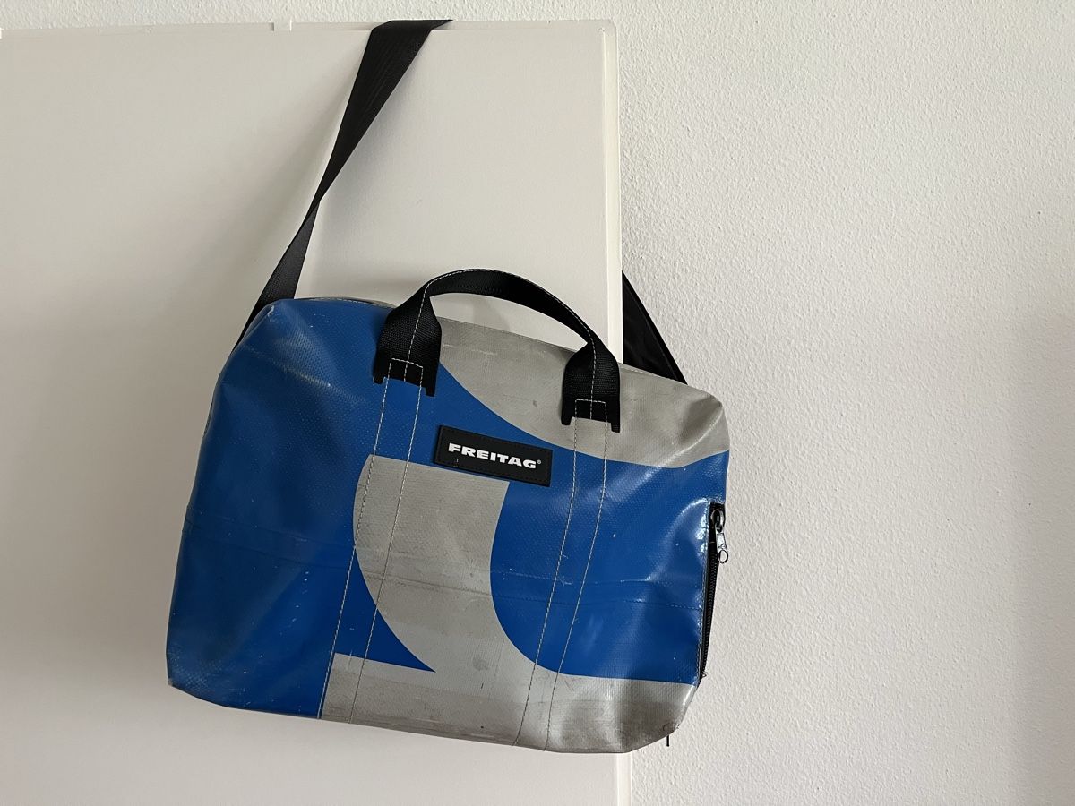 Freitag Sacs: FREITAG Tasche Roy – D'occasion à Zürich par bugliameila