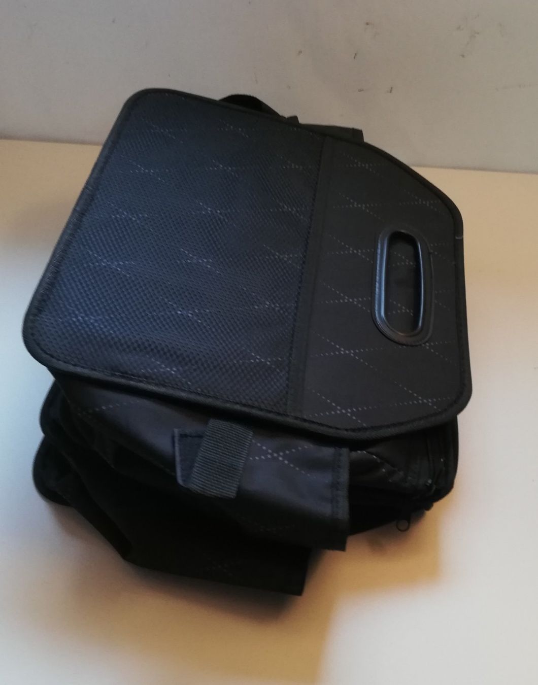 Taschen: Auto Organizer mit separater Kühltasche (neu) – Neu (gemäss Beschreibung) aus Rothrist von GIWALD 4