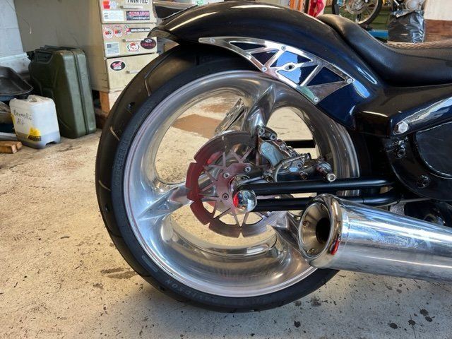 Suzuki Chopper: Suzuki Intruder VS 1500 mit wunderschönem Custom Umbau – Gebraucht aus Uhwiesen von Ghizzmo 3