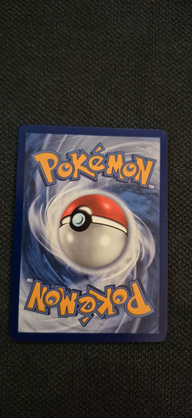 Pokémon Cartes à collectionner: LARVIBULE 002/084 REVERSE POKEMON NUIT NOIRE – D'occasion à Grand-Lancy par luc111 1