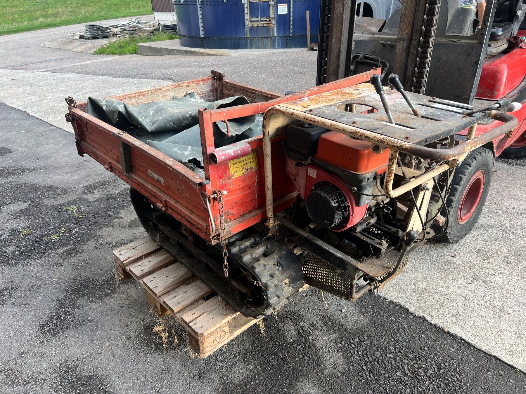 Alle Maschinen: Motorgarette, Huki, Raupendumper – Gebraucht aus Emmenbrücke von Calida1