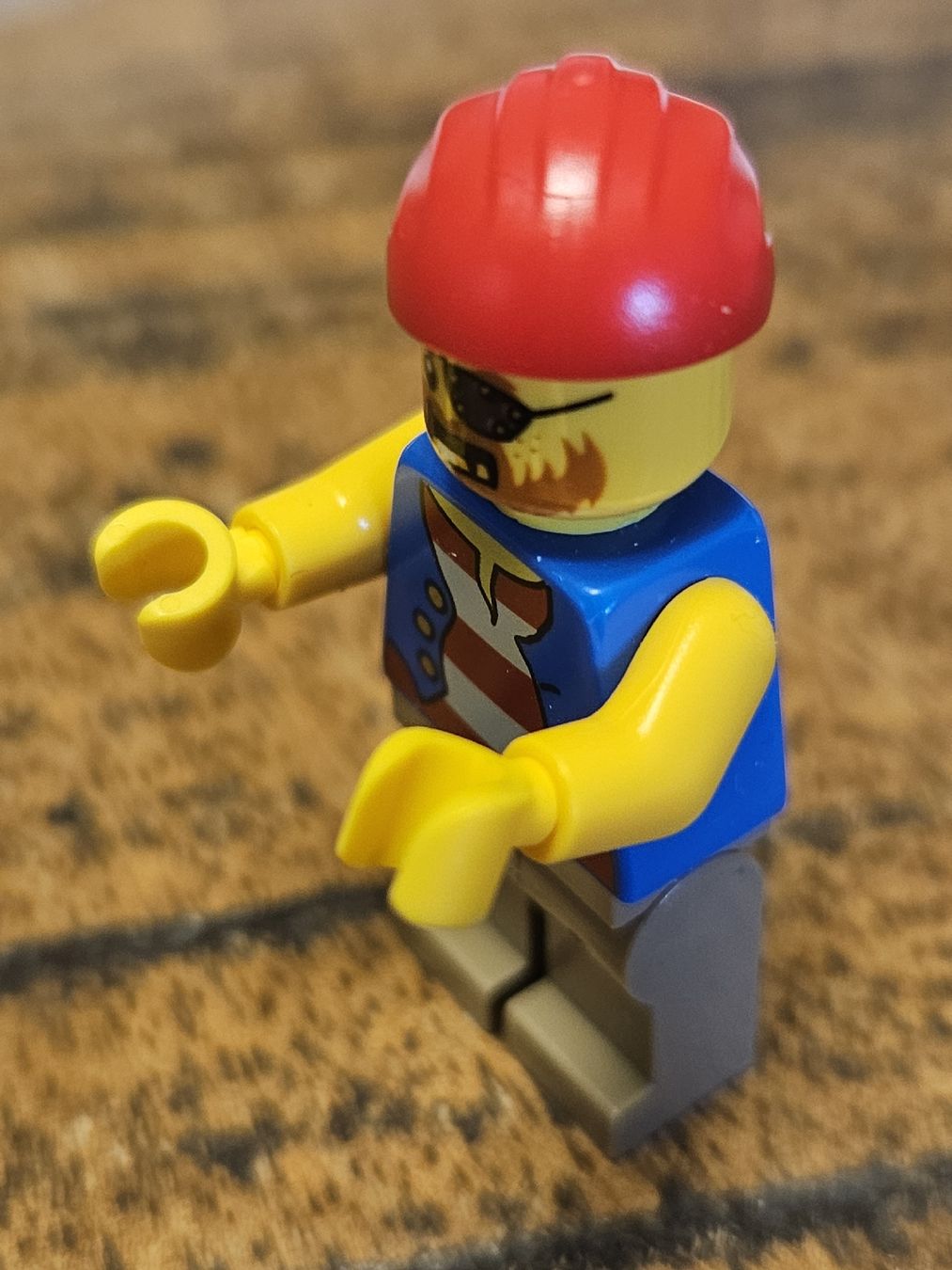 Lego Kit di costruzioni: lego figurine twn332 Pirate Man – Usato da Confignon venduto da Ecrofigs 2